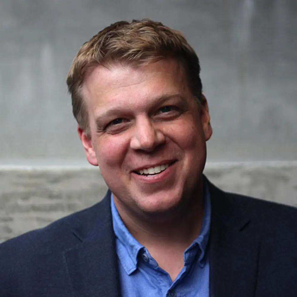 Headshot of Tim McGee