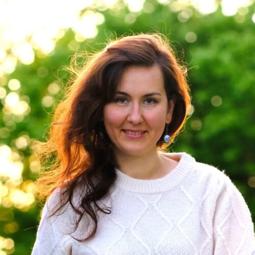 Elena_Kavanagh_-500x500.jpg